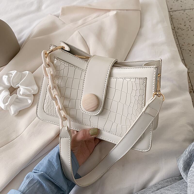 ネットセレブレトロスモールバッグ女性バッグ2020人気の新しい流行のファッションオールマッチワンショルダー脇の下バッグレディメッセンジャーバッグ 手作りハンドバック60654013591