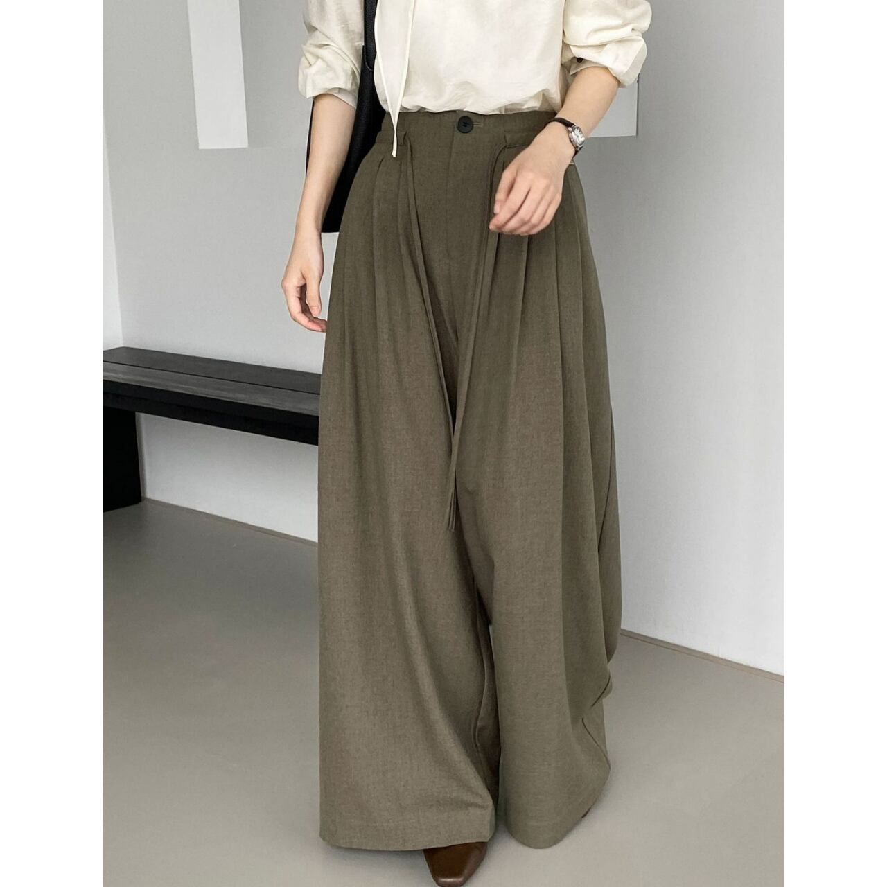 ウエストタックワイドレッグパンツ a0546
