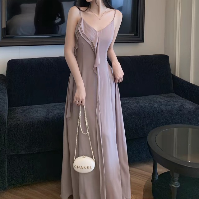 Ruffled v-neck slip dress　2609071