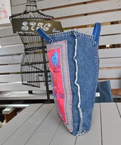 デニムのリメイクトート・ヒロくん