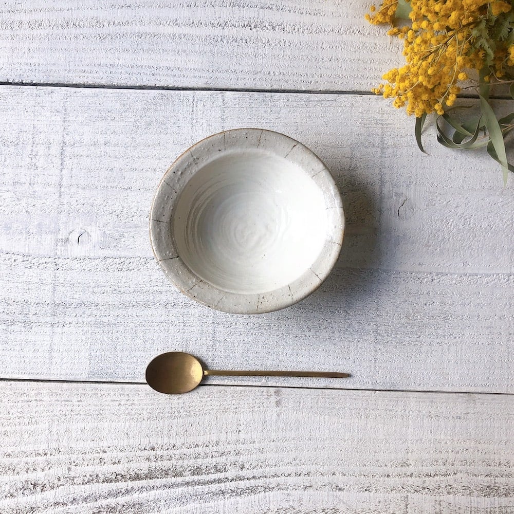 たて鉄線 たわみ豆鉢 | 古谷製陶所