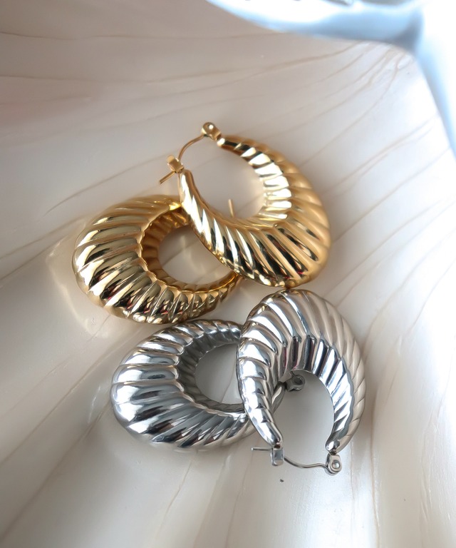 サージカルステンレス ヴィンテージ風 ピアス