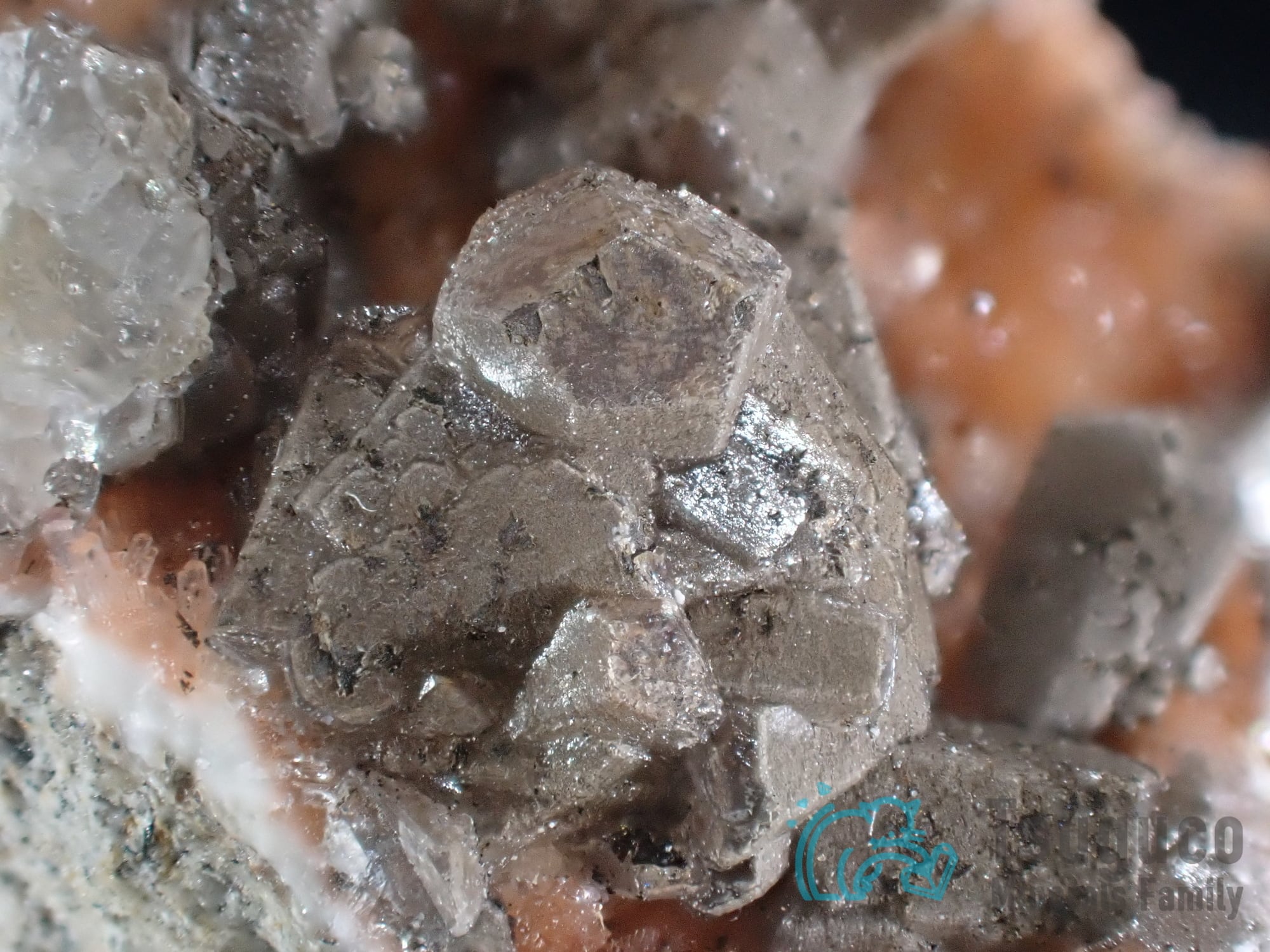 カルサイト 方解石 チェコ TM-817 | つぐこみねらるず ｜鉱物・原石・天然石の販売 powered by BASE
