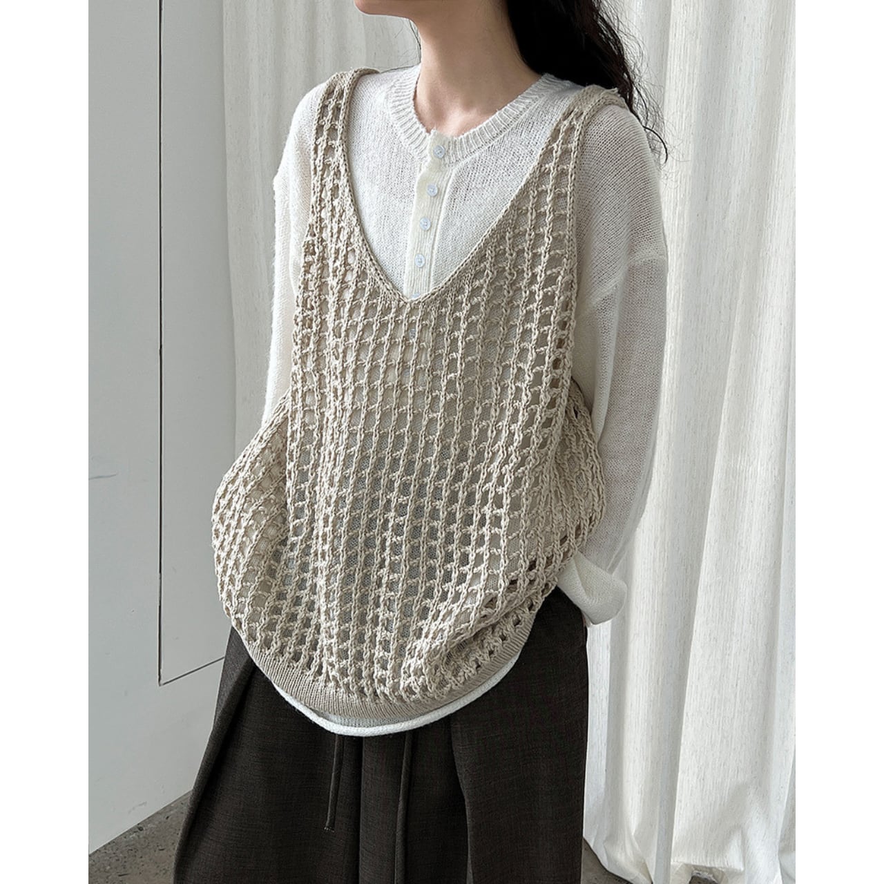 Vネックメッシュベスト T0195