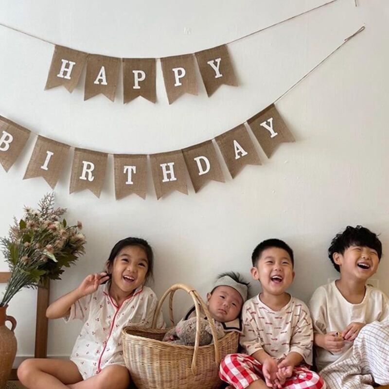 【BIRTHDAY】冬新作燕尾バースデーシーンレイアウト旗