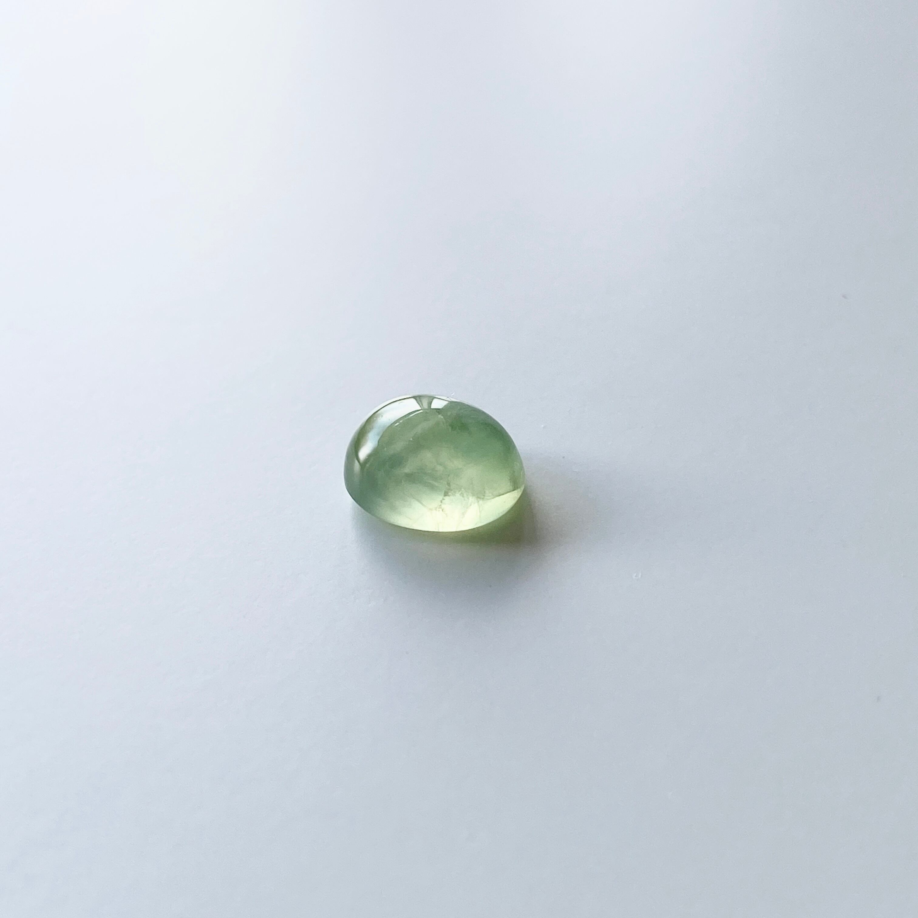 Prehnite 3.57ct プレナイト kg-0092