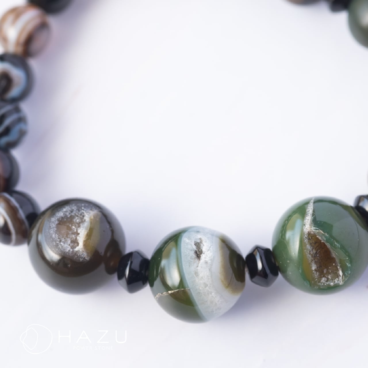 魔除けと明るい未来の笑口［笑口アゲート／オニキス／ヘマタイト