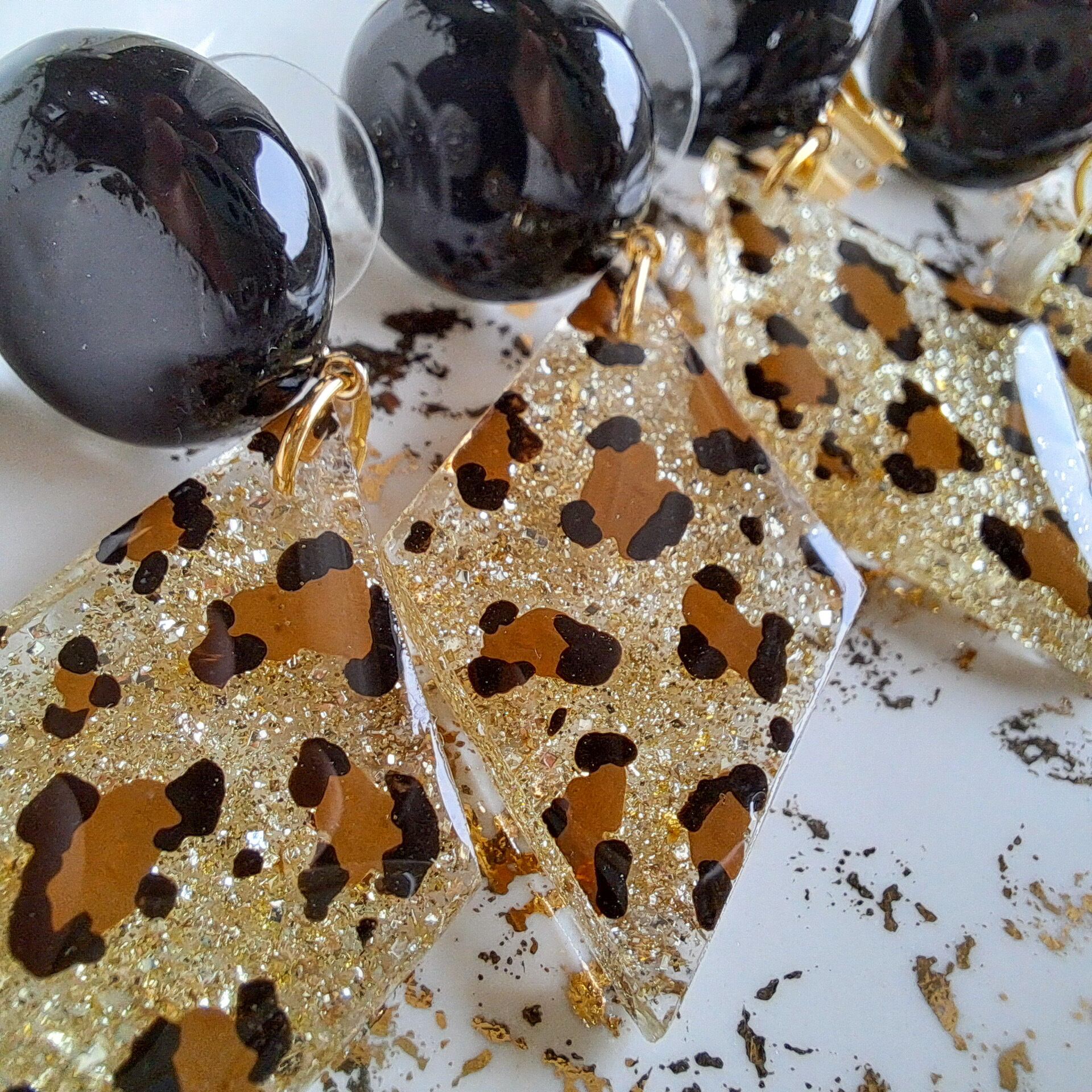 レオパードダイヤピアス・イヤリング【ブラック】ヒョウ柄ピアス 豹柄