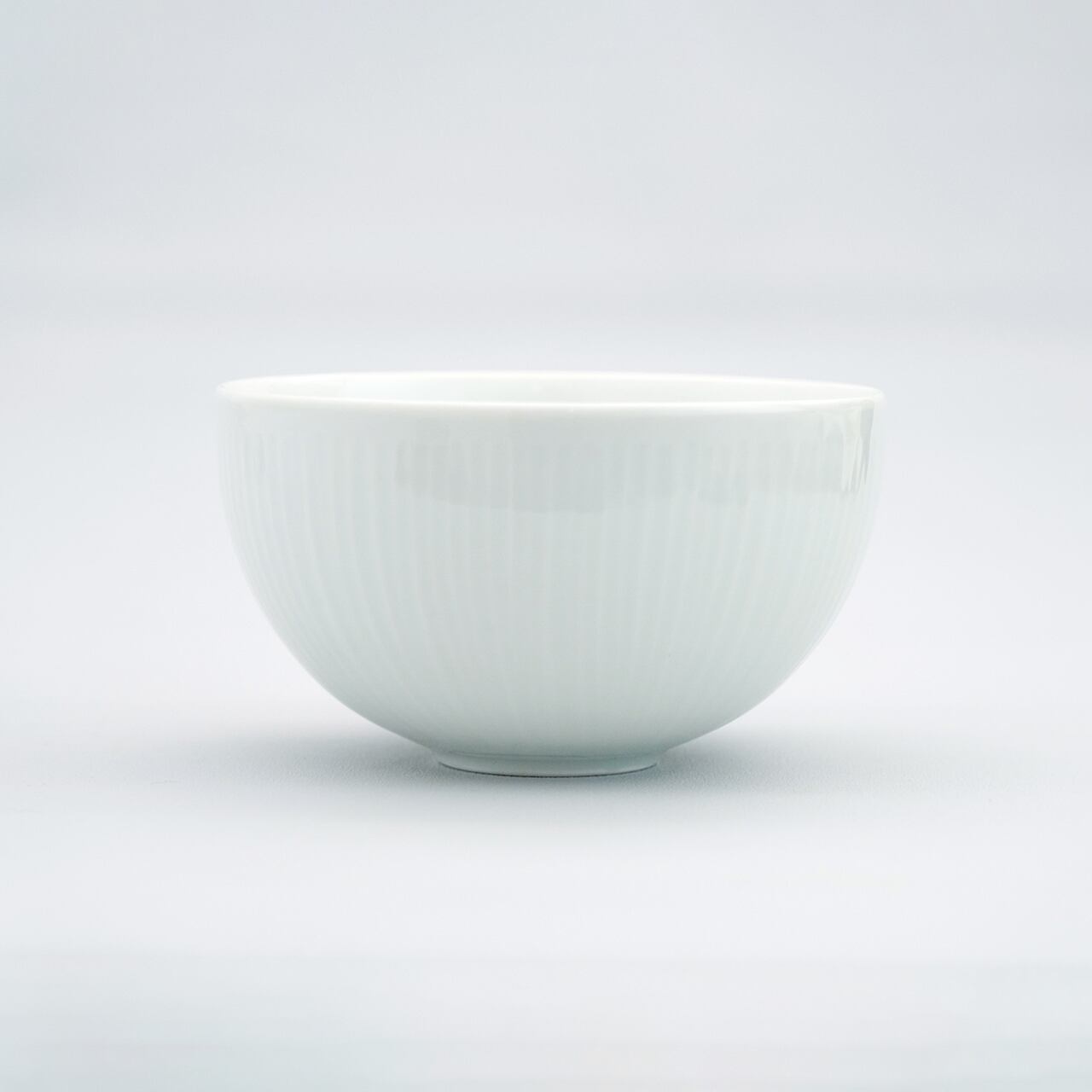 ゆす灰 深彫りボウル(大) | plato 田中陶器店 │ 有田焼・伊万里焼