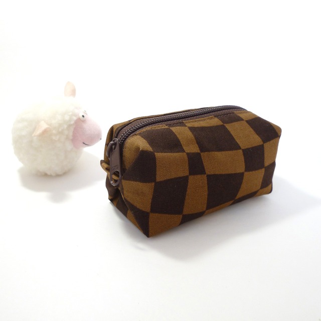 キャラメルポーチ (小) チョコレートカラー ブラウン 化粧ポーチ 小さめ C028