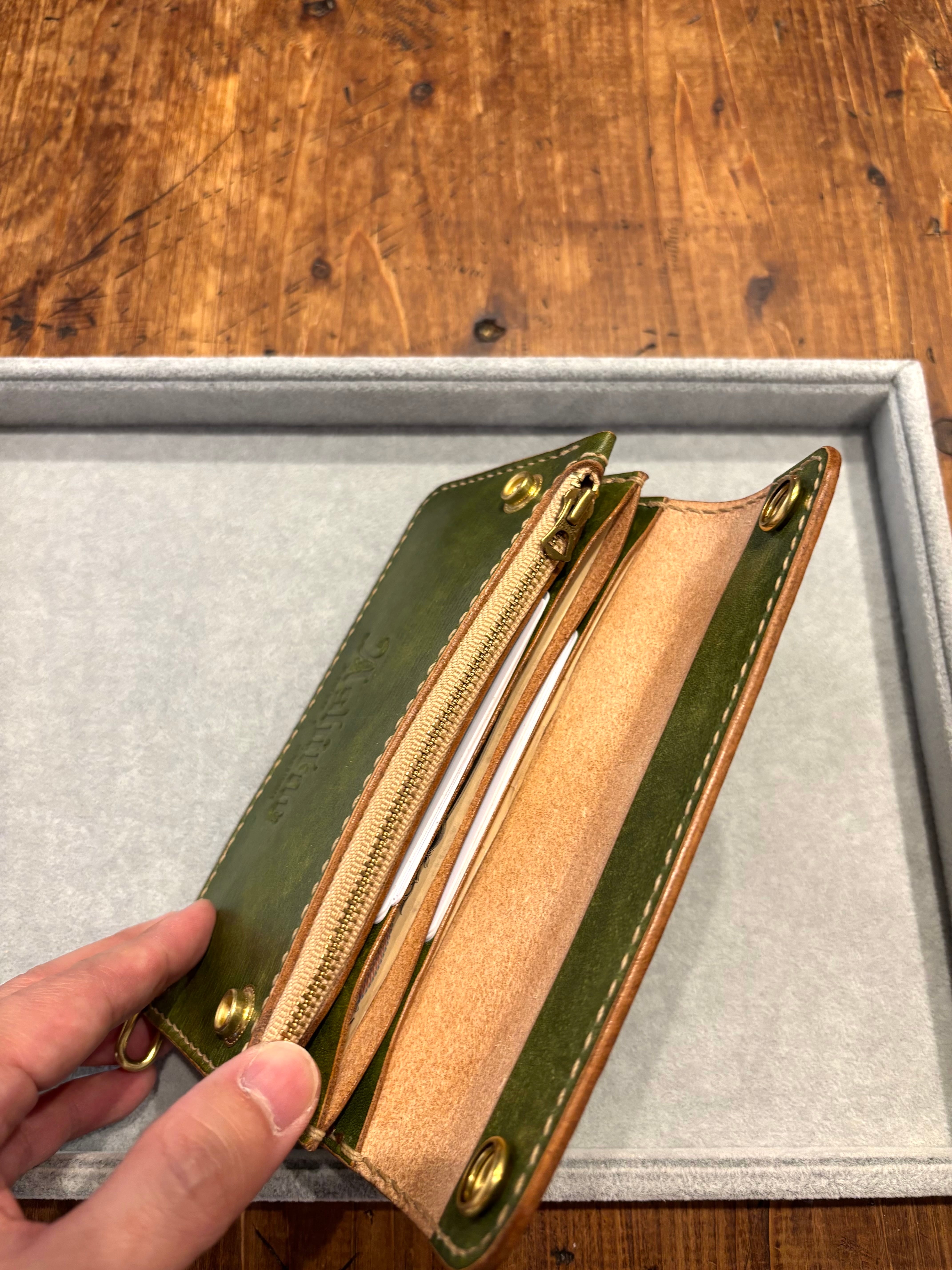 トラッカーウォレット　TW01-GR 緑　グリーン　長財布　本革 トラッカーウォレット TW01-GR 緑 グリーン 長財布 本革 | ashitae