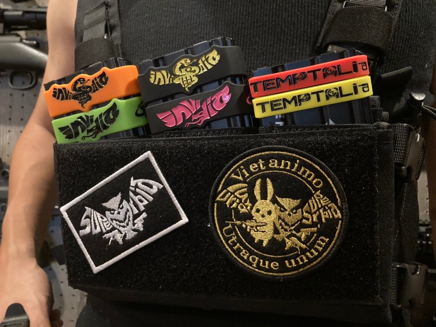 マグバンド】invidia ヘビ マガジンバンド TEMPTALia | TEMPTALia