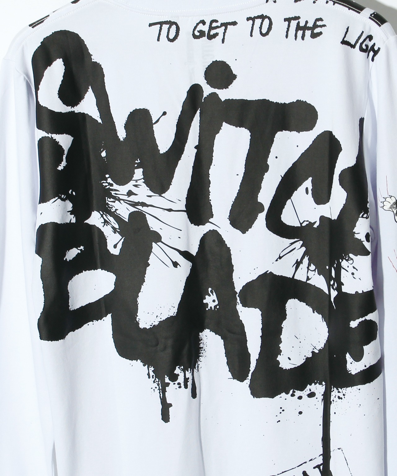 SPRAY GRAPHICS L/S TEE 1001102 | DETRUIRE