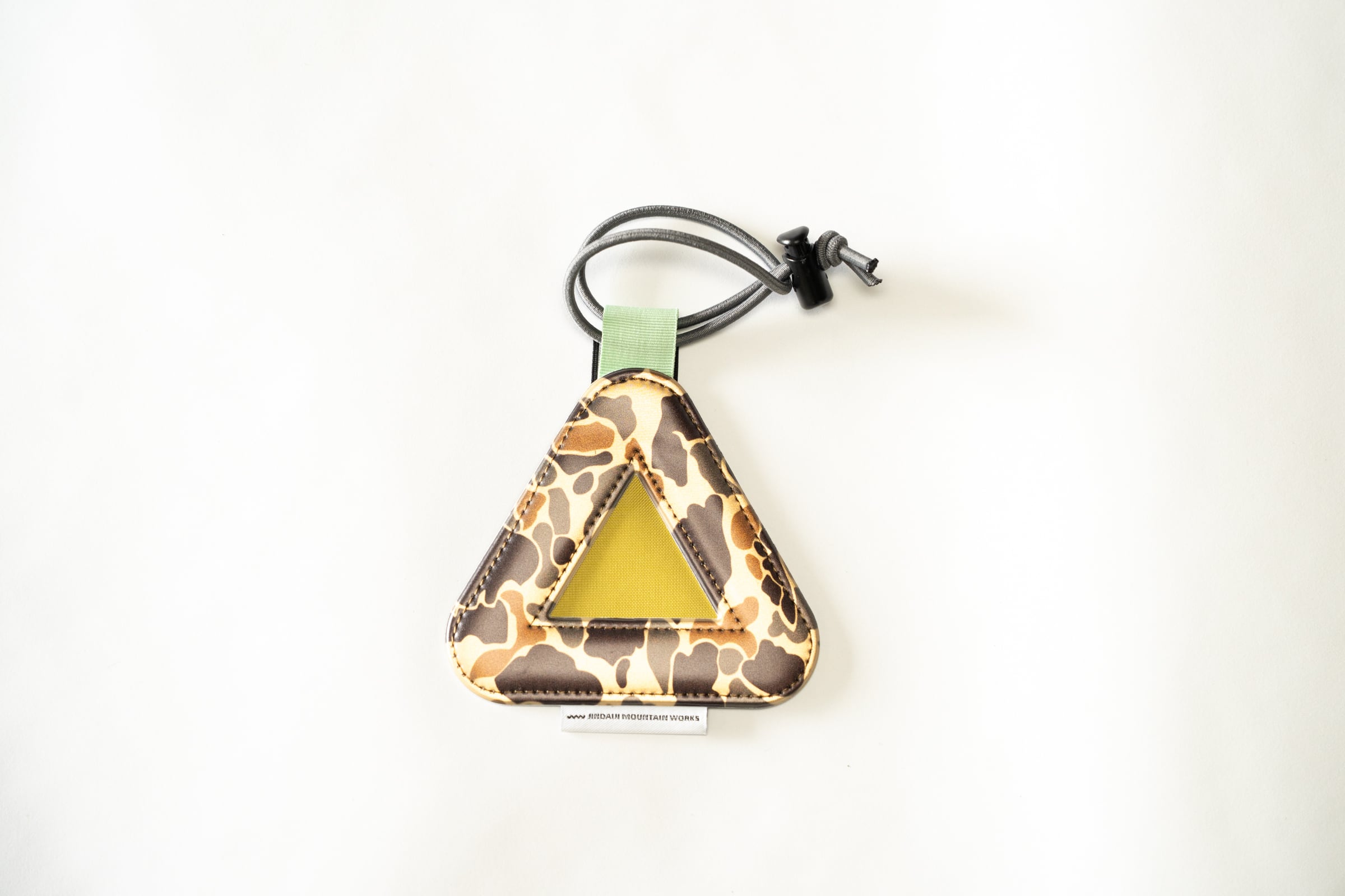 JMW × BLUELUG Triangle reflector camo | JINDAIJI MOUNTAIN WORKS