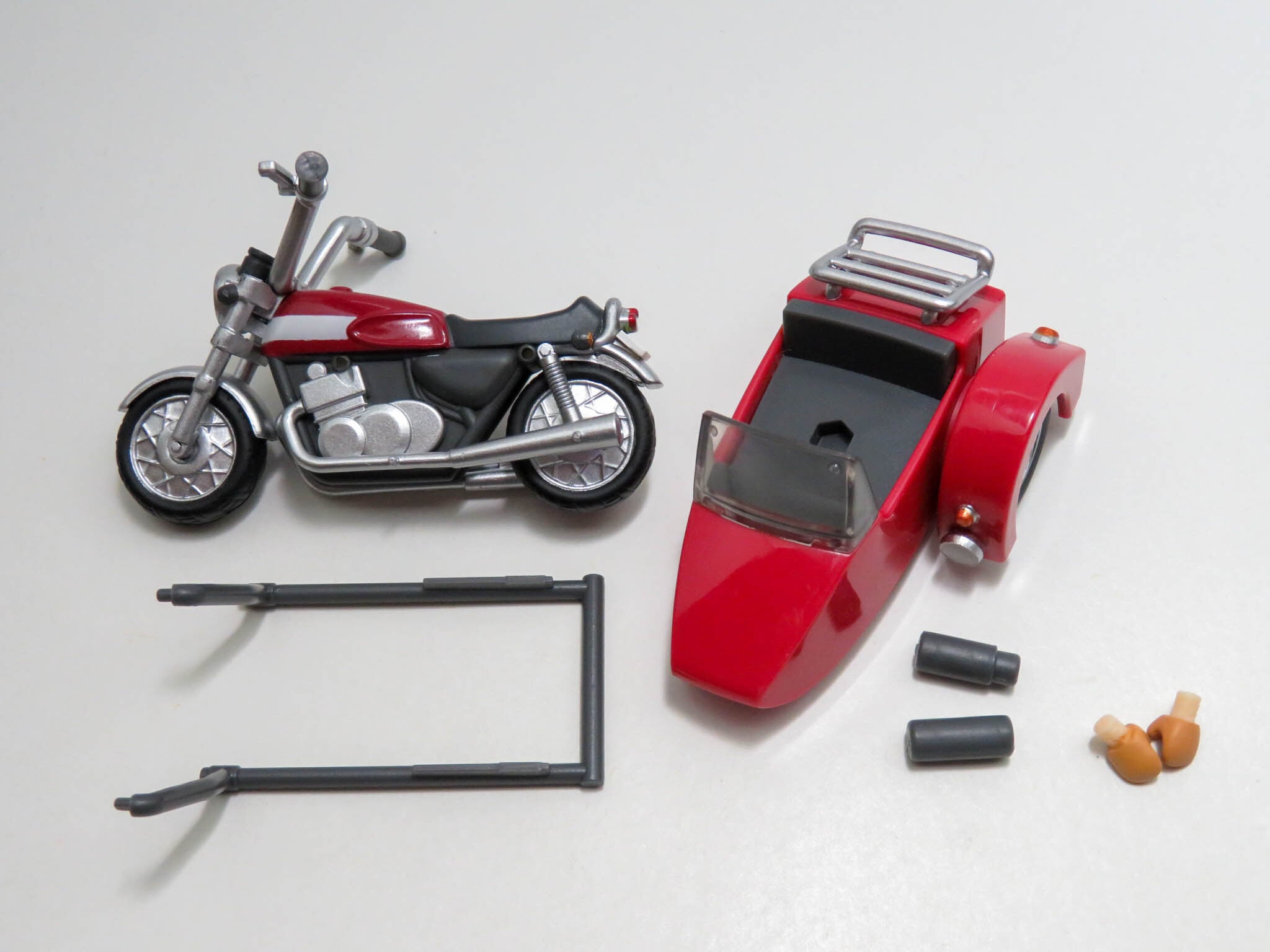 ねんどろいど セイバー〔オルタ〕新宿Ver.＆キュイラッシェ・ノワール ねんどろいど セイバー/アルトリア・ペンドラゴン〔オルタ〕新宿Ver