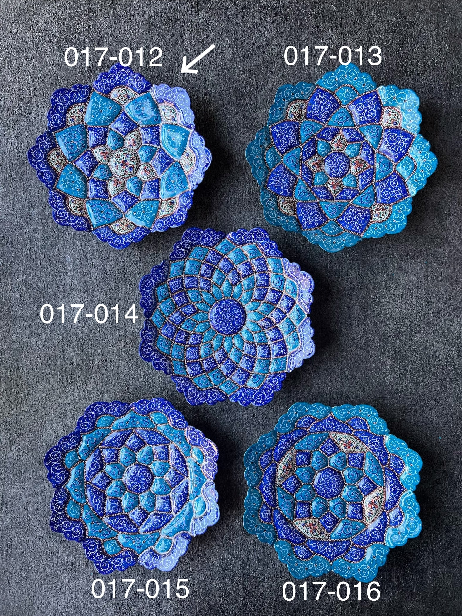 ペルシャの飾り皿（ミーナーカーリー）17cm 壁飾り【MINA KARI 017