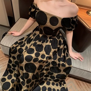 Dot off-shoulder dress　260828