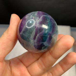 S130 綺麗なグラデーションフローライトスフィア