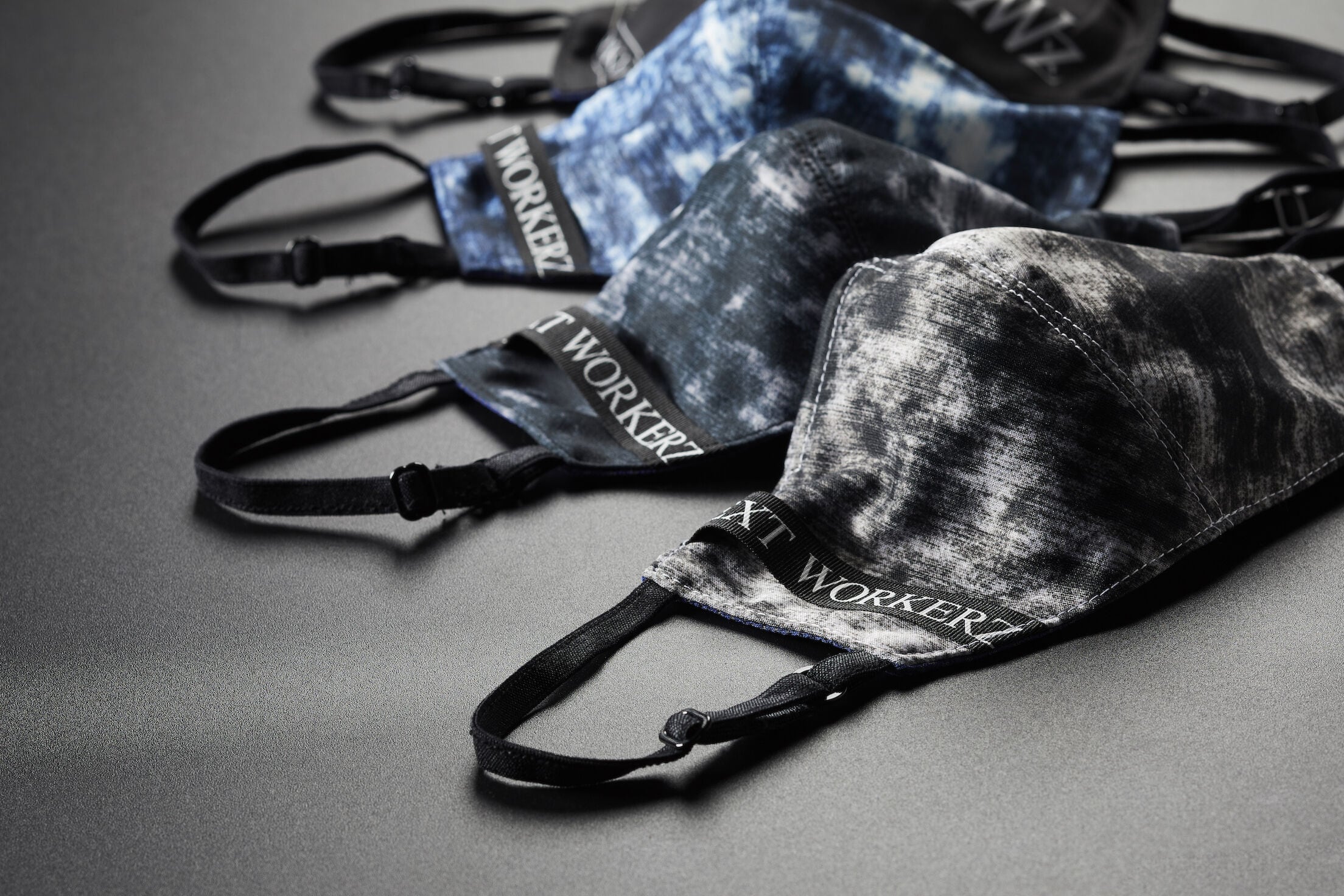 NWZ ケミカル柄マスク