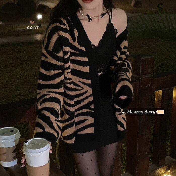 スタイルプリント柄セーター コート レディースルーズカーディガンスタンダードVネックトップス ロング レトロ モンロー20732199662