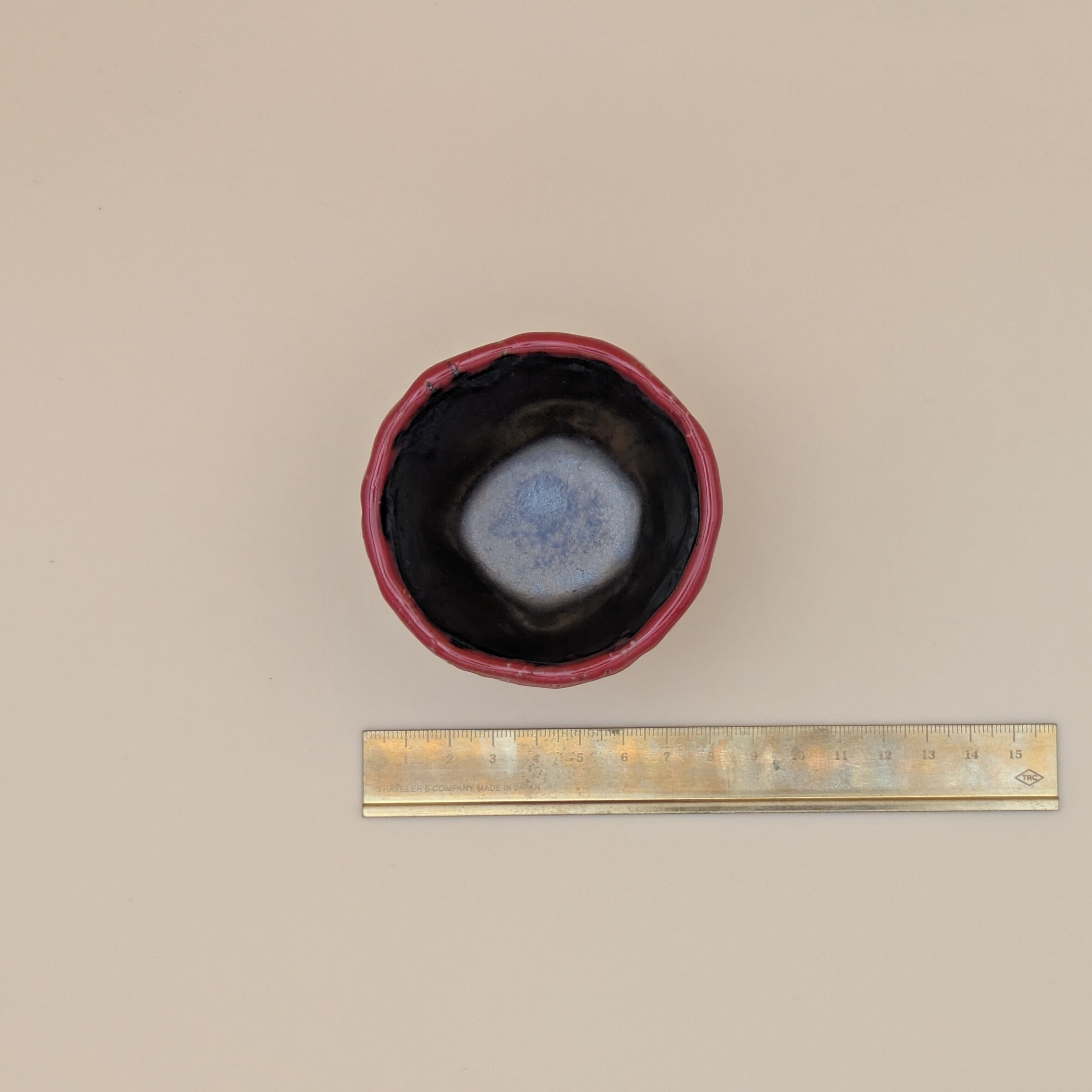 萩焼】 ぐい呑み 7.2cm （赤釉辰砂 鬼萩 暗金色結晶釉 四つ足高台） お