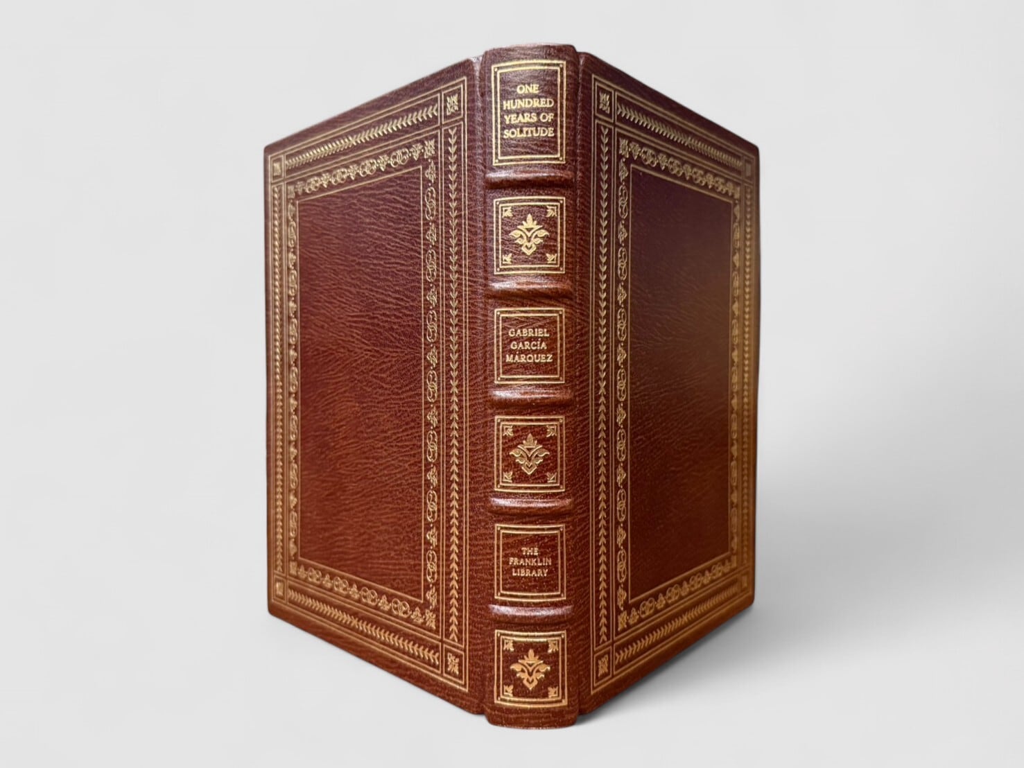 【SL757】【THE FRANKLIN LIBRARY】【LIMITED EDITION】One Hundred Years of Solitude, Illustrated by Jim Spanfeller(1981) /Gabriel García Márquez