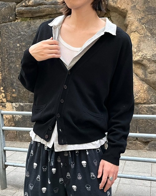 ~90s BENETTON Black Wool Knit Cardigan ITALY製