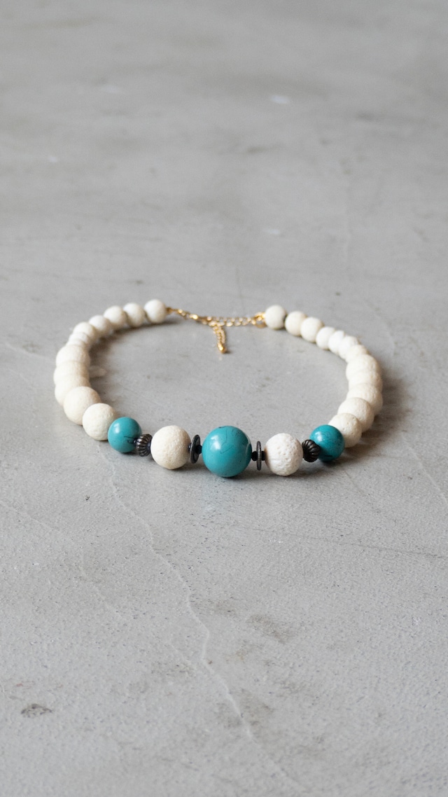 unknown used Turquoise white coral necklace