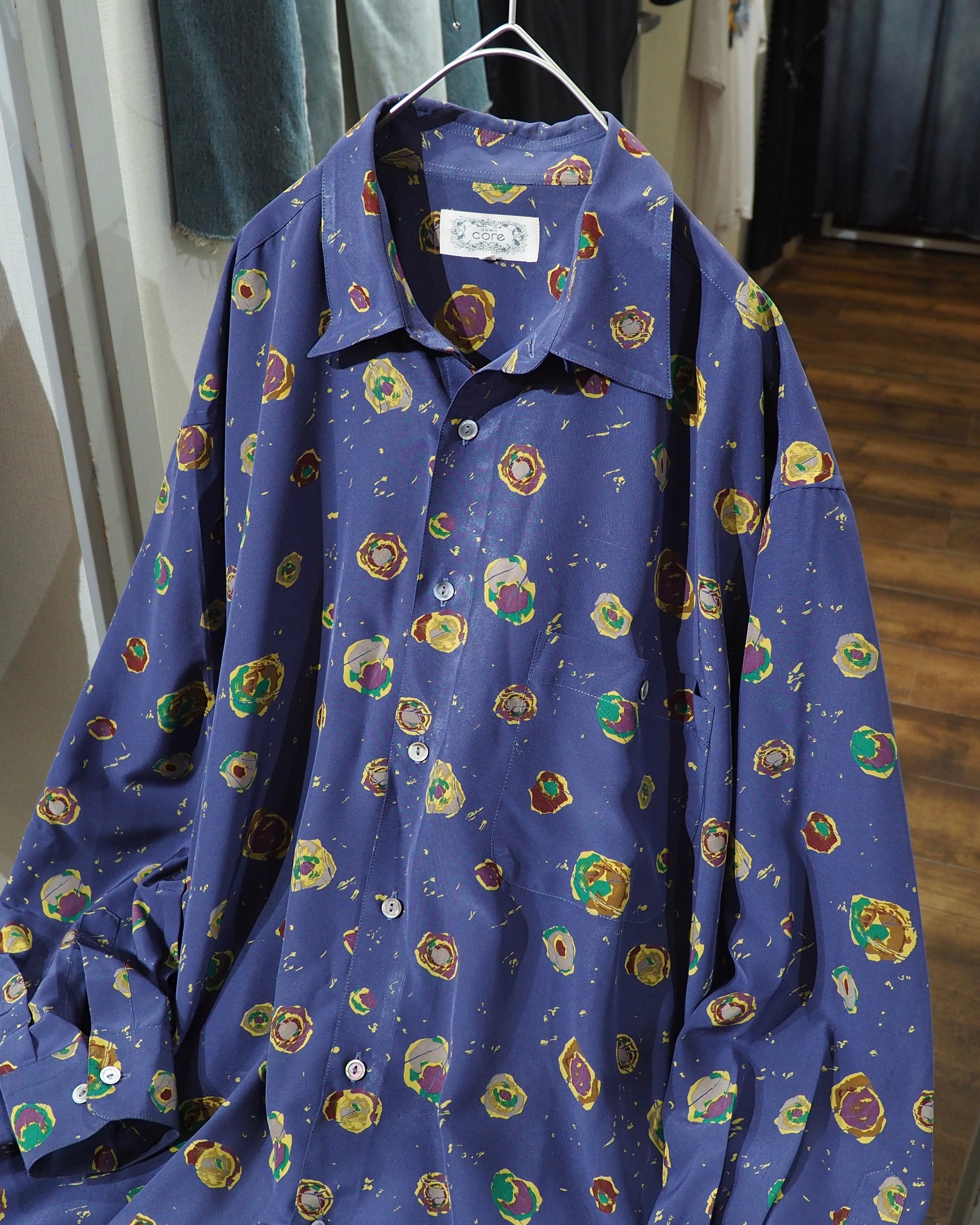 1990s Colorful Popcorn All Over Pattern Vintage Drape Shirt