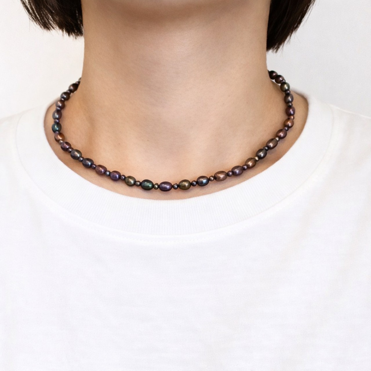 淡水真珠（5.5mm、3.0mm)黒 ネックレス シルバー金具 ロブスタークラスプ｜フォーマル・カジュアル兼用