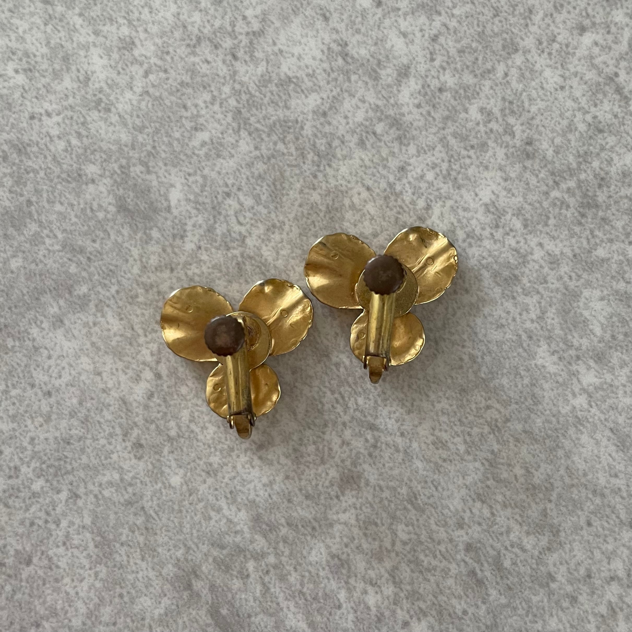 gold earrings │ ゴールド イヤリング 花 ミツバ フラワー