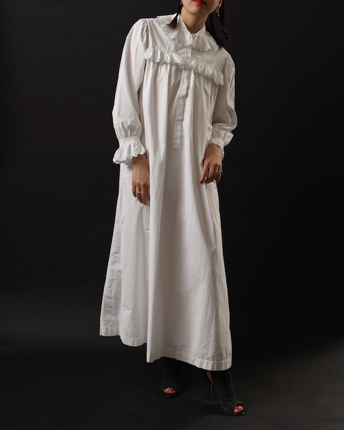 1900-1930's Antique / Lace Gown - 17