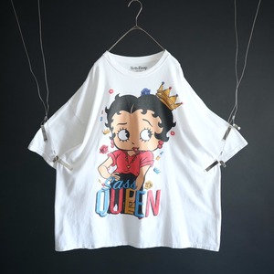 over silhouette " Betty Boop " character print design white Tee