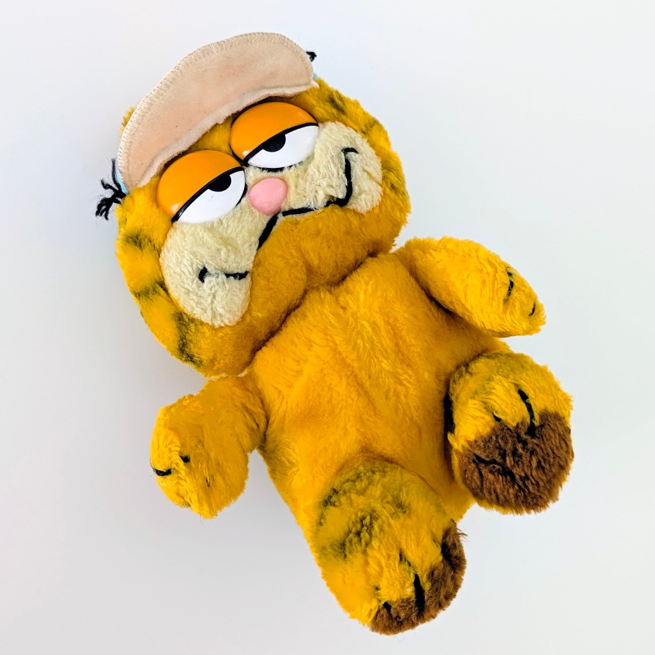 ☆ VINTAGE 1980年代初期 ☆【 Garfield ( ガーフィールド ) 】『 ガーフィールド サンバイザー 超絶愛くるしいフェイス(笑)』ぬいぐるみ / プラッシュ / plush / 1980年代年製 〚アメリカン雑貨 アメトイ〛