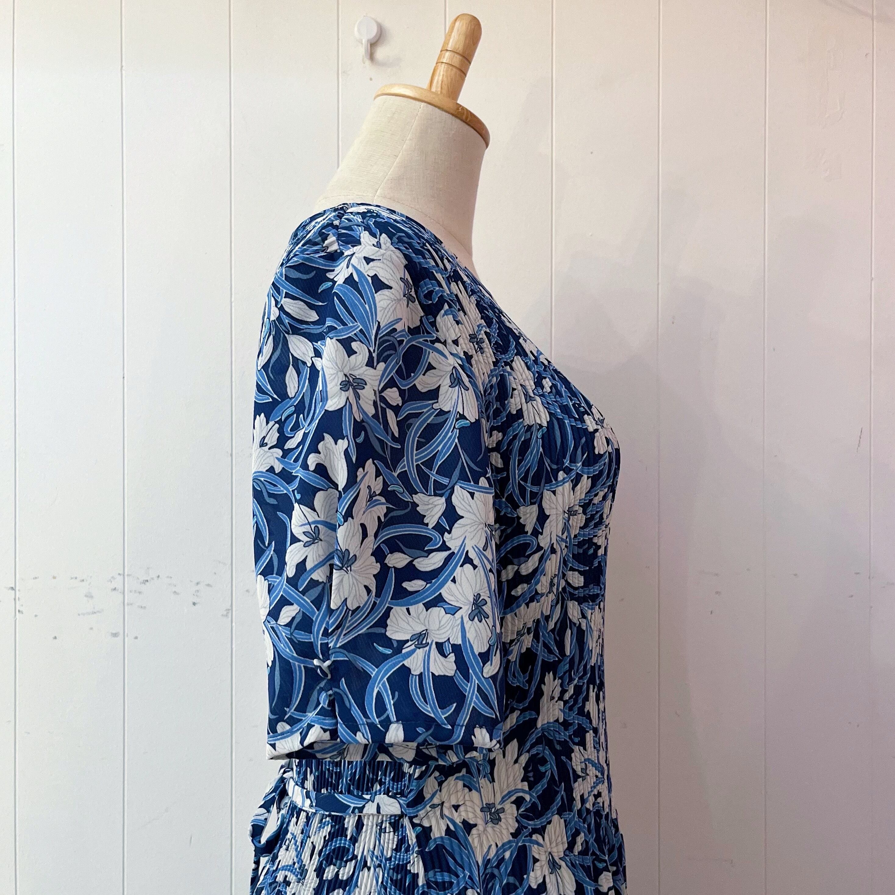 white lily blue pleats one-piece