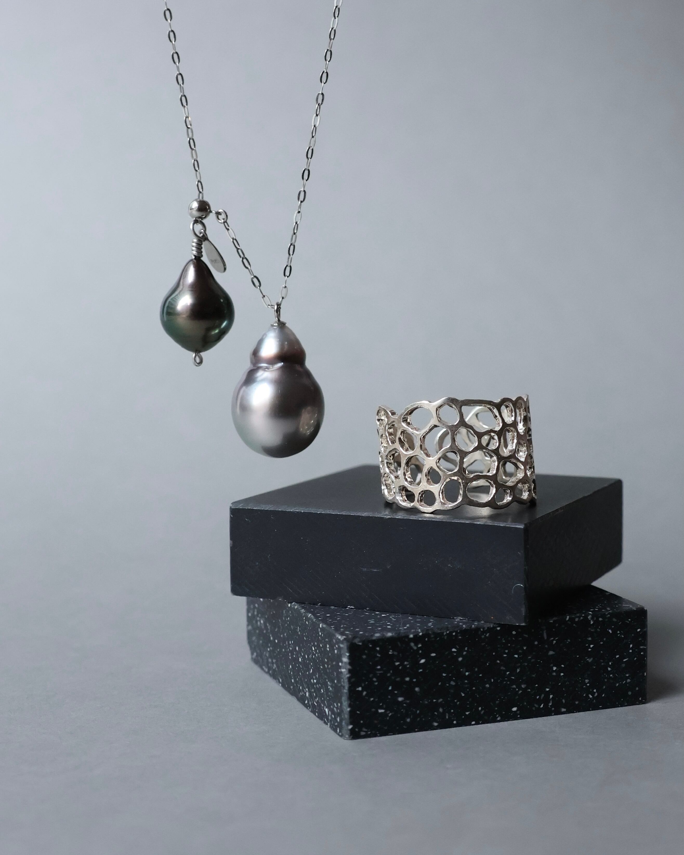 私の庭” 冬のはじまり | mmm jewelry エムエムエムジュエリー