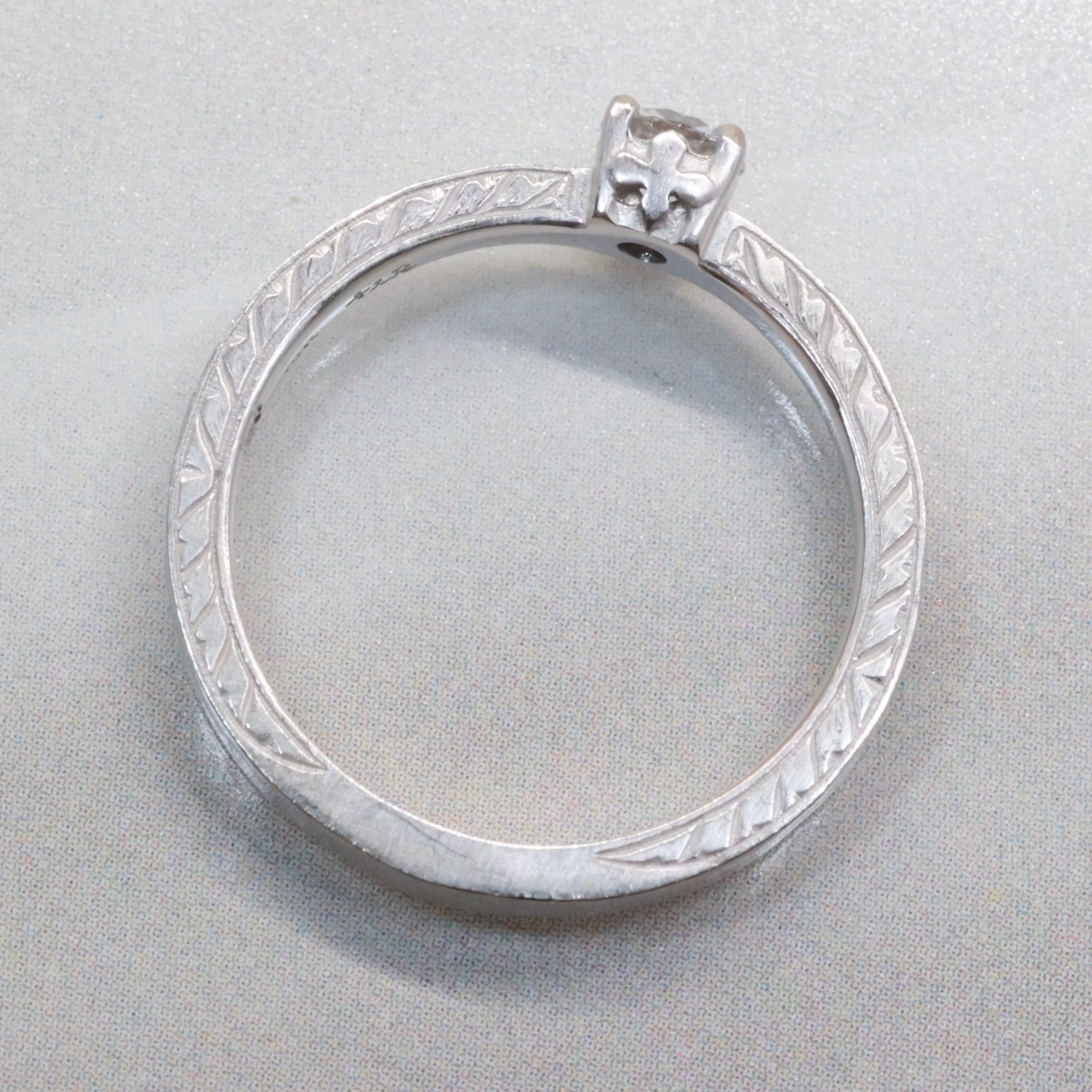 18K ローリーロドキン ダイヤモンド リング 750 K18 Loree Rodkin 彫金 クロス DECORATIVE HAND FINISHED TEXTURE RING WG