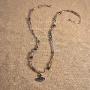 ハンドメイド 惑星モチーフ×レトロ ビーズ おしゃれ ネックレス