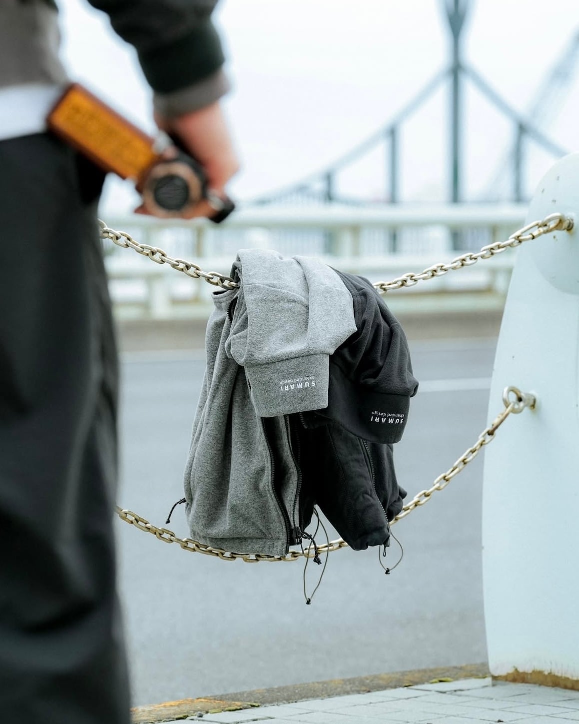 SUMARI EX FLEECE CITY VEST & PNATS SET UP GREY | nua