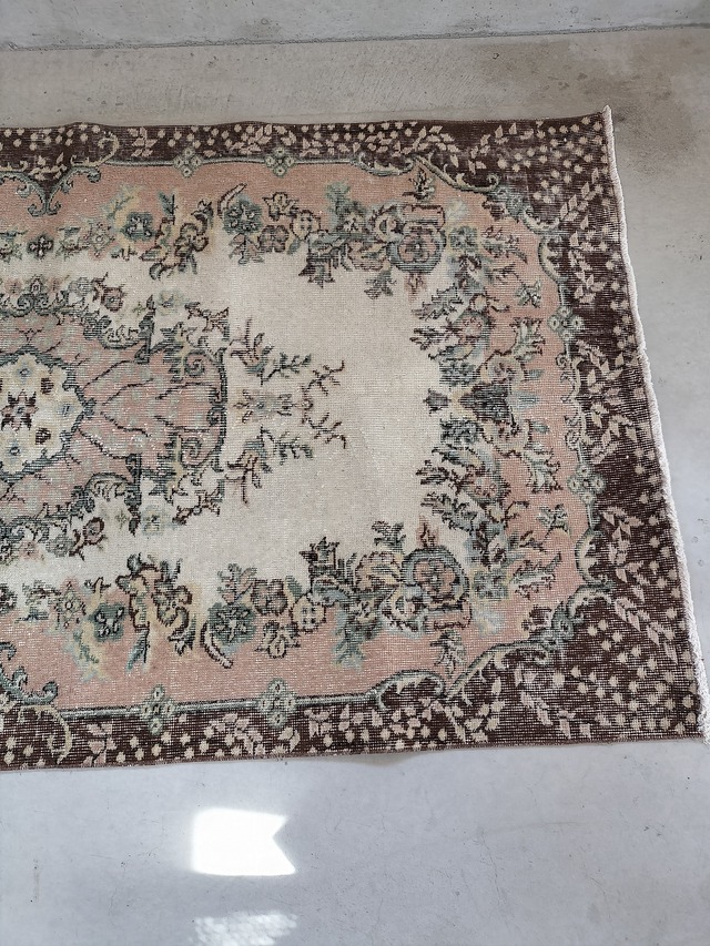 Turkish rug 210✕113cm No.383