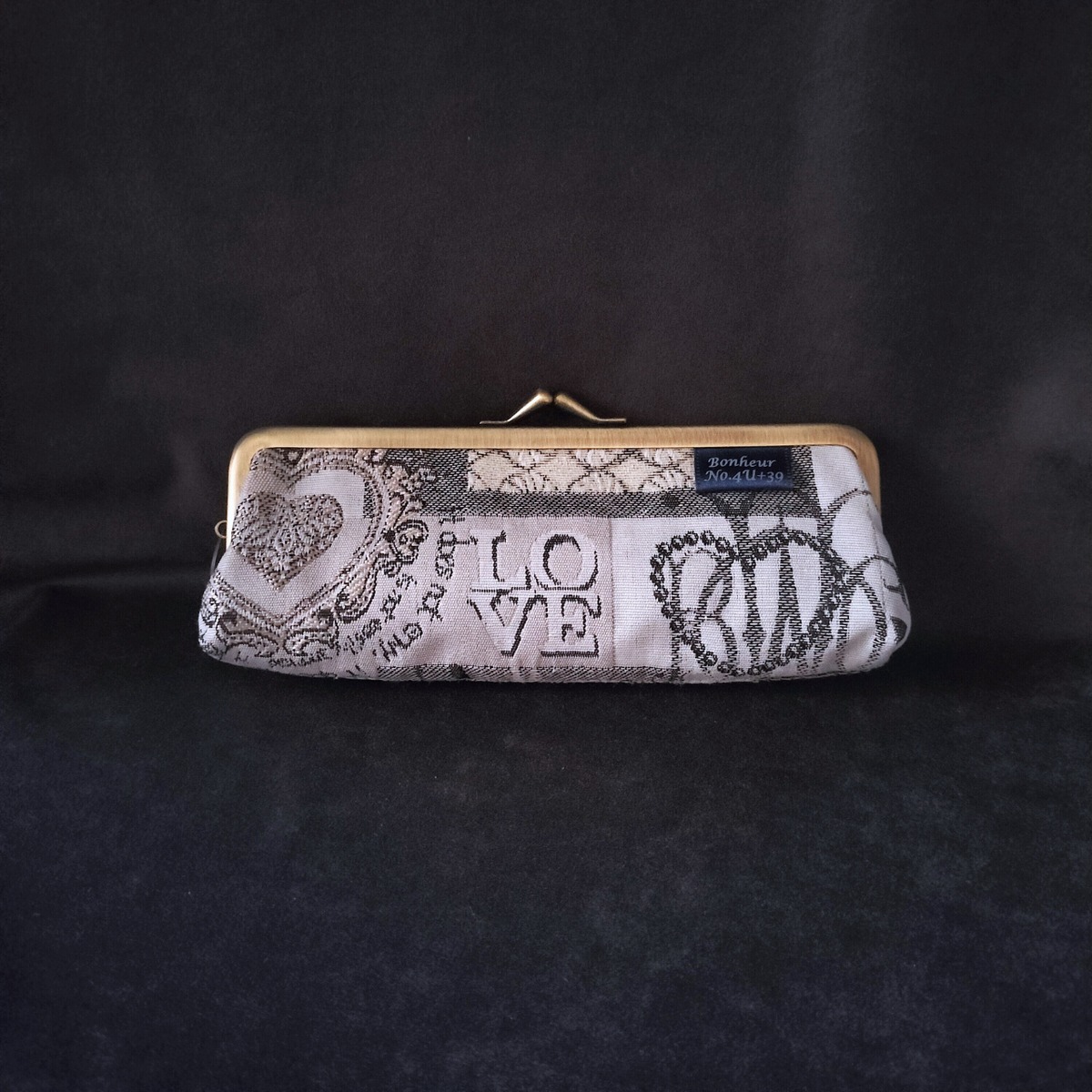 Lunes〉がま口ポーチ/ clasp pouch | 日用品と手仕事の店はぎわら