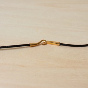 (P) leather necklace long