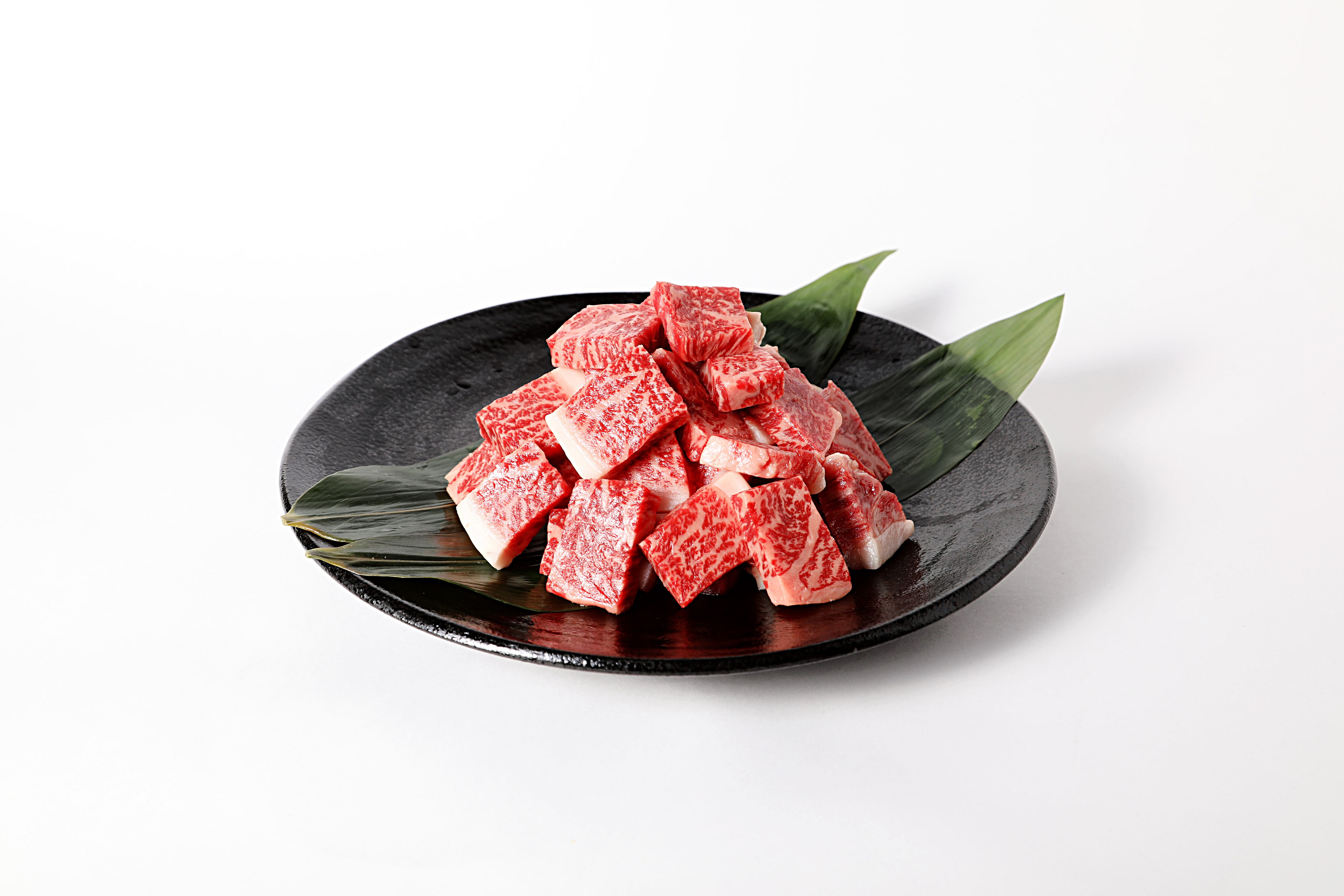 九州産黒毛和牛モモ/冷凍/角切り・カレー・シチュー用/600g【ご自宅用】