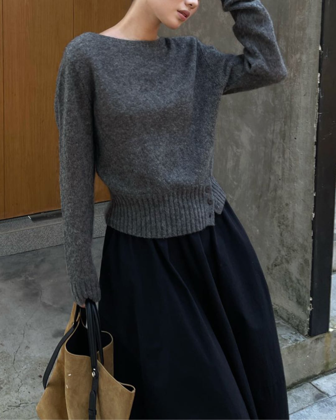 サイドボタンデザインニット A25156