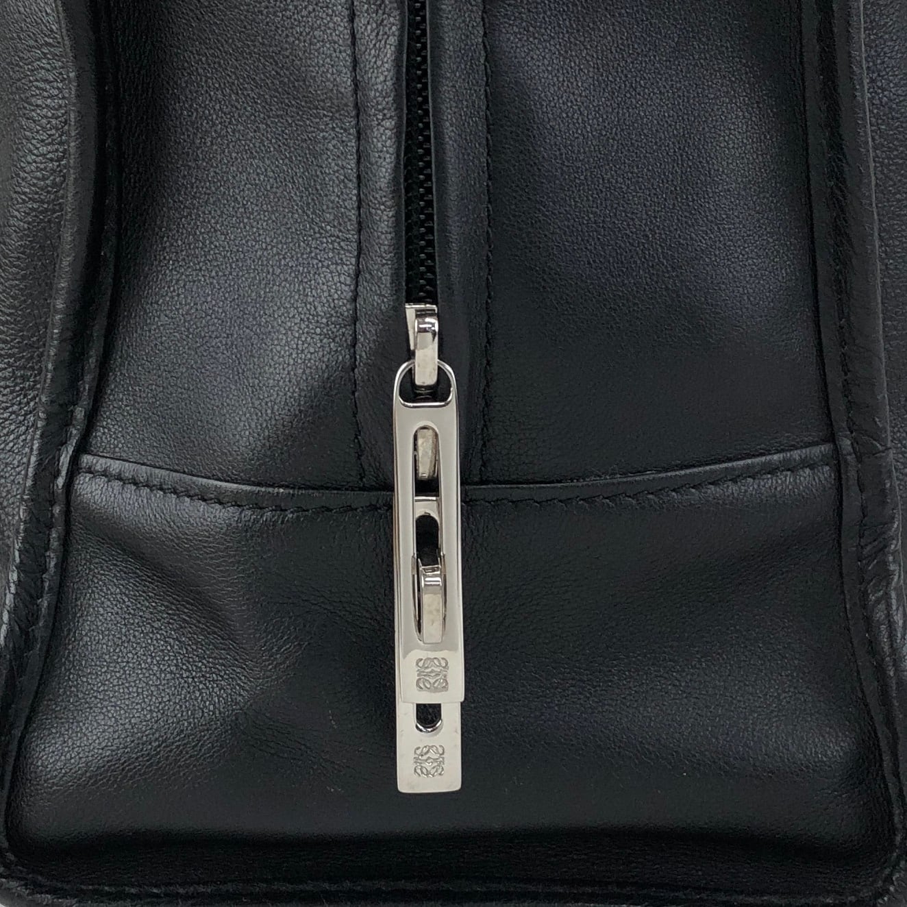 日本直送 名牌中古包 】LOEWE ロエベ アマソナ36 ハンドバッグ