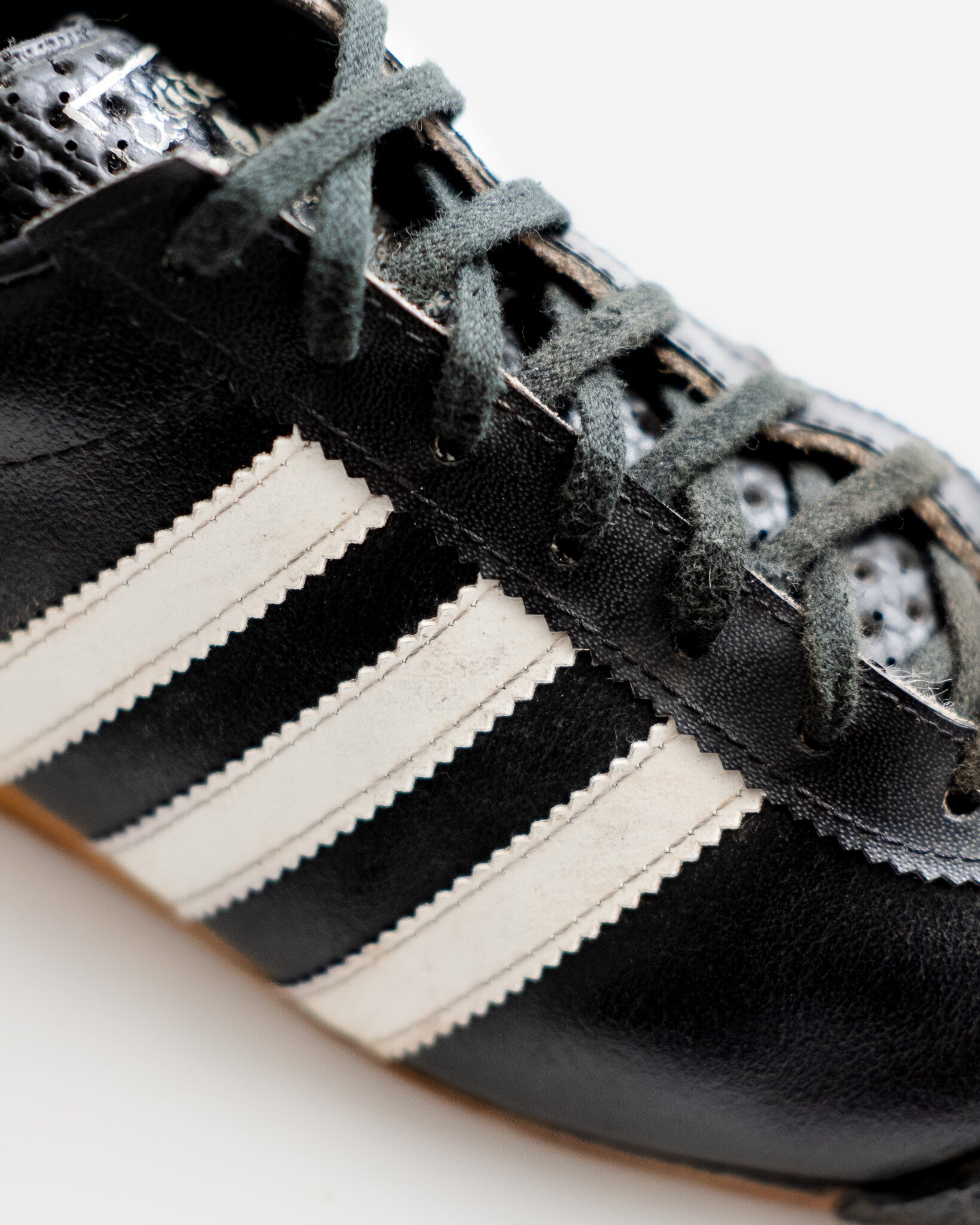 70s'] “adidas” VIENNA Leather Low top Sneaker (Made in West