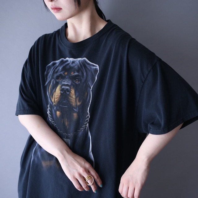 "犬" rottweiler good printed over silhouette h/s tee