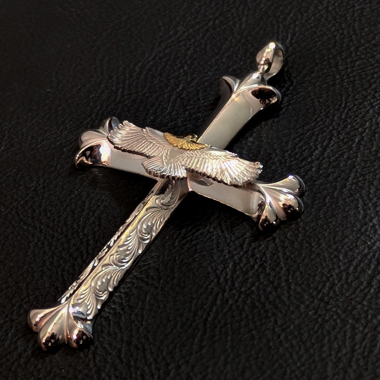 TARO WASHIMI : CROSS PENDANT - ARABESQUE DESIGN 001 | Gusset