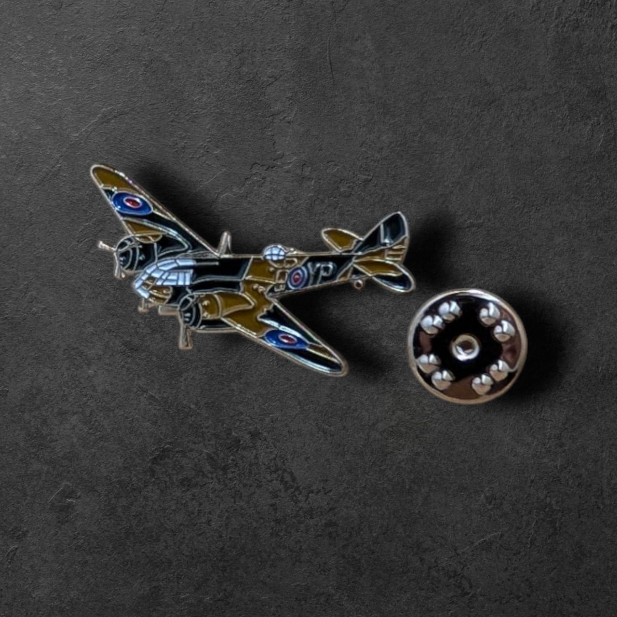 英ミリタリーピンバッジ【空軍=Blenheim】Cadogan 90043-XJKB12-57