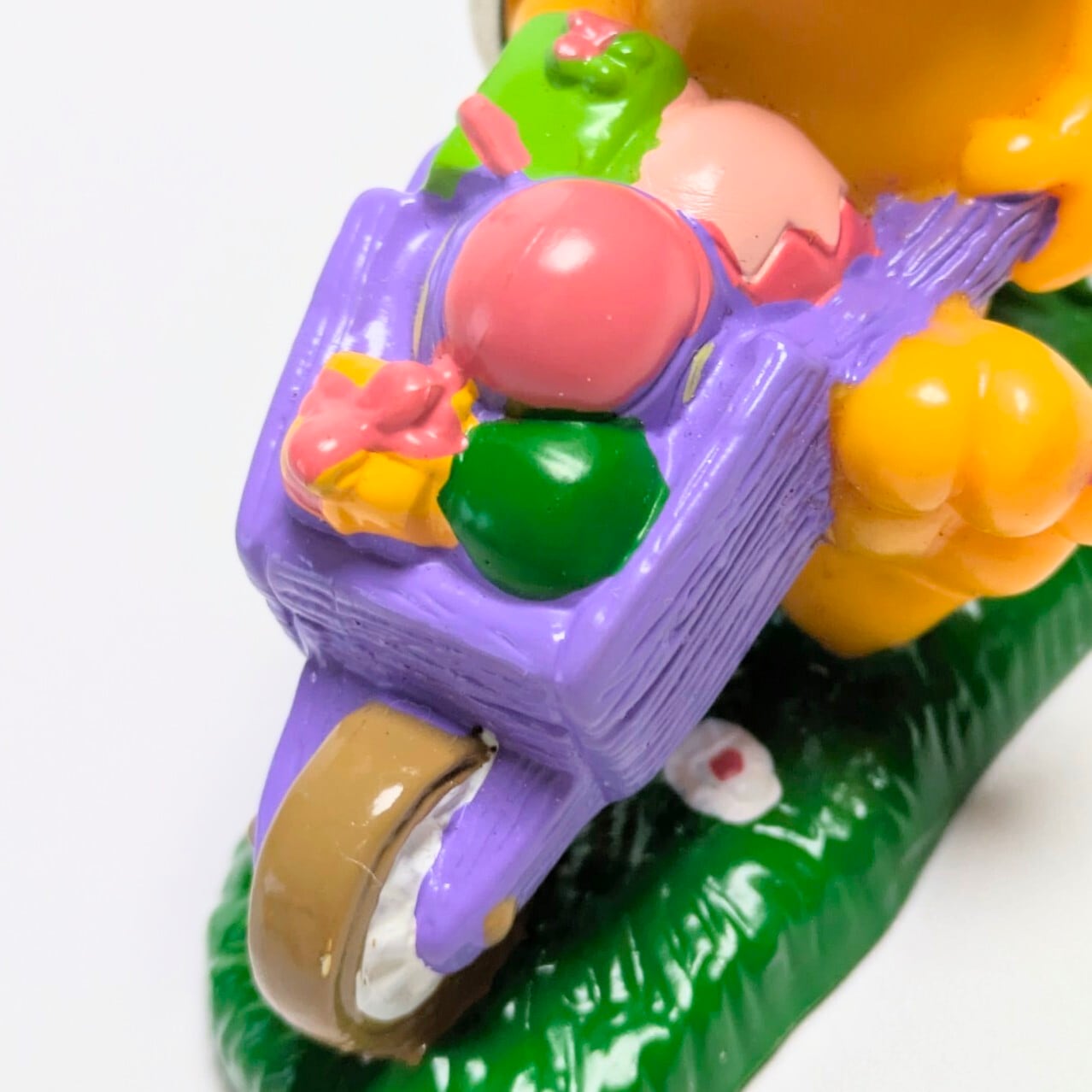 ☆VINTAGE 80'☆【 Garfield ( ガーフィールド ) 】 PVCフィギュア キーホルダー イースターバニー / ピンク 〚アメリカン雑貨 アメトイ〛